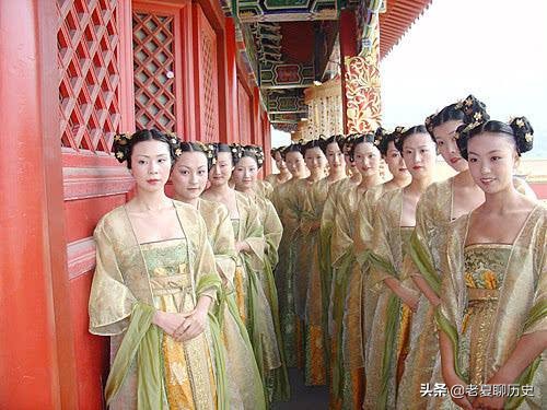 ��馻��3000��Ů����֤ʵ���� ��������ʮ����Ⱥ�