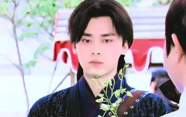 李易峰嫖娼事件怎么回事 没有一个劣迹艺人东山再起成功过