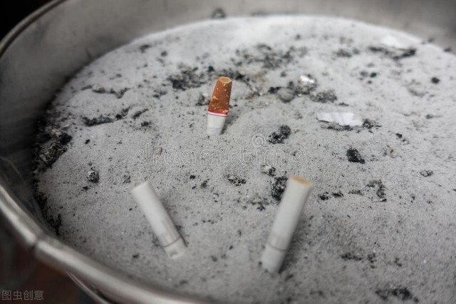 �����̻Ҹ���Ϊʲô���ܵ�ˮ ��仰ֻ�н��˻���˲Żᶮ