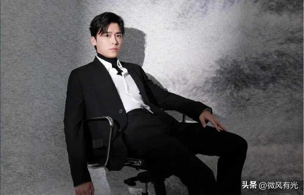 ���׷�����¼����� ����ԭ����ʵ�Ƚϼ�