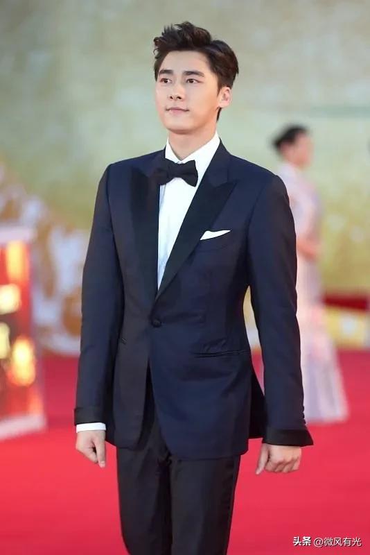 ���׷�����¼����� ����ԭ����ʵ�Ƚϼ�