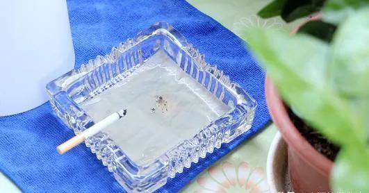 �����̻Ҹ���Ϊʲô���ܵ�ˮ ��ϣ���㲻����仰