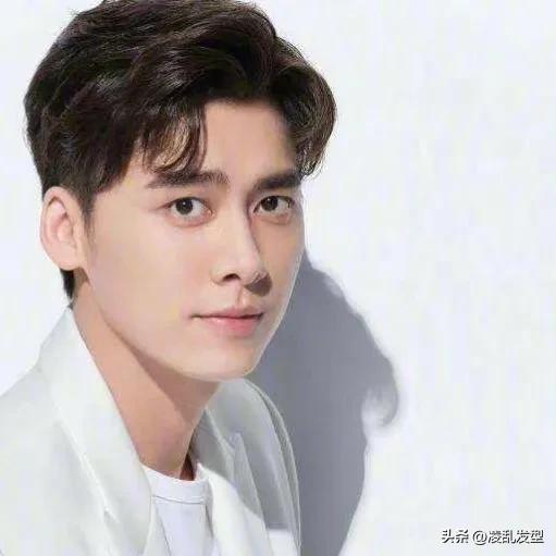 李易峰嫖娼事件 怎么想着去做违法之事