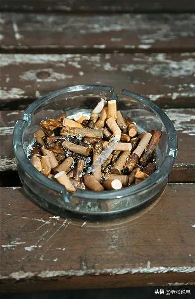 �̻Ҹ�����Զ���ˮ��ʲô��˼ ������Ϊ��ɶ����˵����