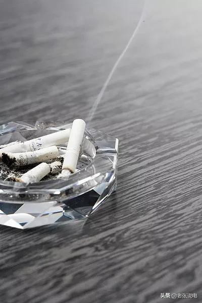 �̻Ҹ�����Զ���ˮ��ʲô��˼ ������Ϊ��ɶ����˵����