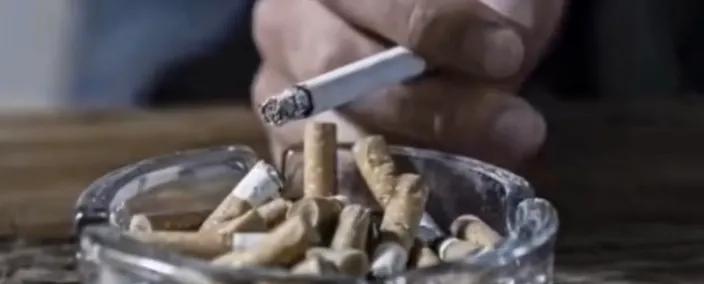 烟灰缸里别放水的意思 为什么不能倒水的原因有三种
