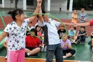 简单又搞笑的集体游戏 年会简单又搞笑的集体游戏