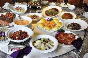 �����12���˵�Ԣ�� �����вƽ���