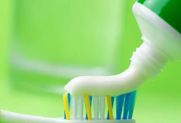 ���Զ���ݮ�� ���ǼӺ��ȥ��ͷ