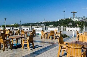 ���ʺ�Ů�˵���Ǯ���� ΢���ʺ��ڼҵ�Ů��