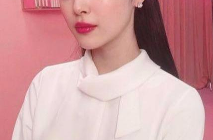 ����ˮ���Ů�� Ц�ݺ�������ϲ��Ũױ��Ĩ