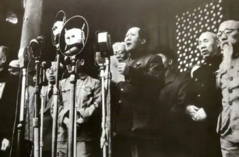 开国大典观后感2000字左右 看完之后难免有些感想