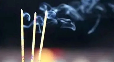 ������ͷ������ͼ�� ���Կ���һ���˵ļ���