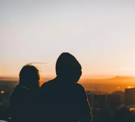 异地恋如何把对象撩湿 要时不时地撩动对方哦