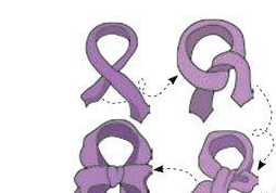 小方丝巾的系法 小方丝巾最常见的几种系法