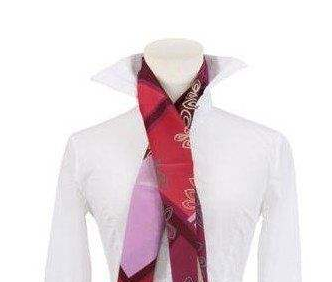 小方丝巾的系法 小方丝巾最常见的几种系法