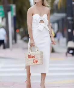 Ĩ���Ǻܶ�Ů�����ᴩ�� ��Ĩ��ȹʱ��ʲô����