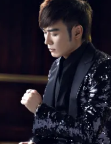 ������ɹŮװ�գ�ױ�ݾ�����С����