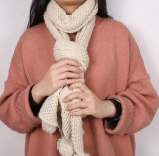 怎样系围巾才时尚又好看呢 围巾有几种系法图解大全