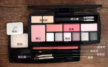 兰蔻绝对完美彩妆盒