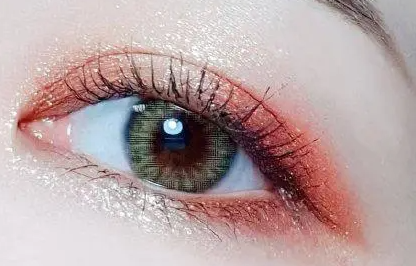 低调金色美妆实用教学 打造步骤优雅派对秒杀妆