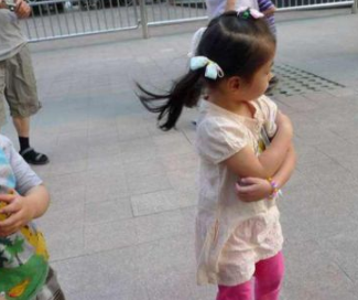 13�꺢�Ӵ��ĸ��ô�� С���������ִ��ĸ�����