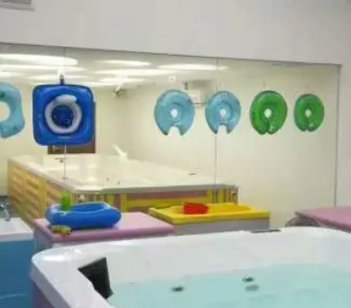 开婴儿游泳馆要多少钱