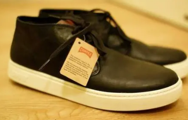 �μ����˴���Ь��ʲô���� Ԥʾ��������Ĵ��������