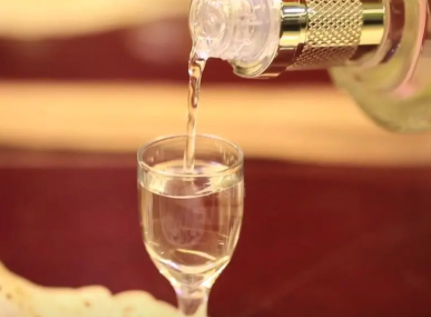 酒后难受9个缓解的办法 可以通过以下办法缓解