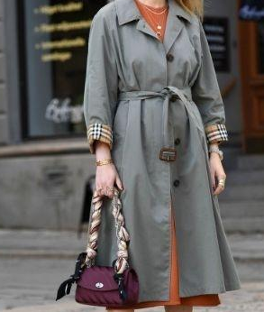 丝巾搭配的重要性 学会这些丝巾搭法