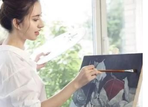 ��Ȥ��������Щ ÿ����ϲ���Ķ�����һ��