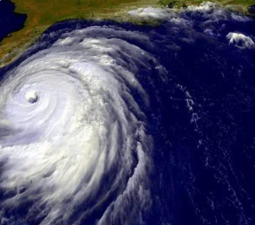 ̨���γɵĹ��̼��� ��Ҫ�߱����¼�����������