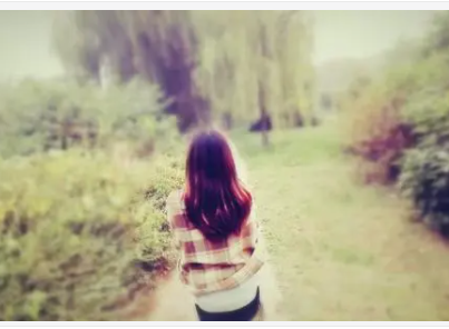 内向的女生的特征 善良心软不忍拒绝