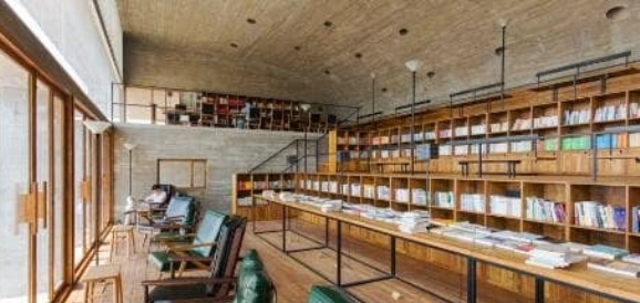 ��������¶���ͼ��� ����ͼ��ݵĽ���ʦ�Ƕ���