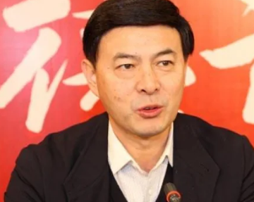 �й�ʮ���Ͷ�ģ������