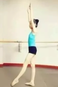 ���ַ���ϰ���� ����ѵ������