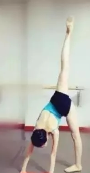 ���ַ���ϰ���� ����ѵ������