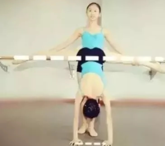 ���ַ���ϰ���� ����ѵ������