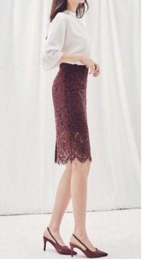 四十岁的女人穿衣打扮 穿衣别太“花哨”了