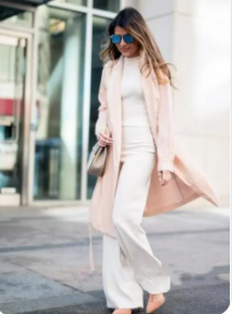 四十岁的女人穿衣打扮 穿衣别太“花哨”了