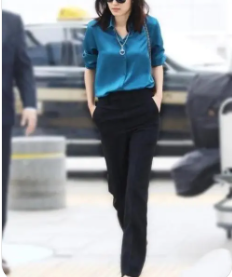 四十岁的女人穿衣打扮 穿衣别太“花哨”了