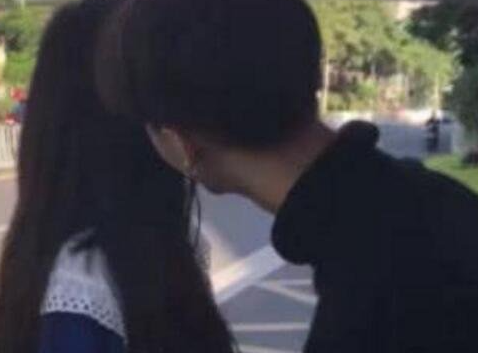 ��һ�ν��Ǿ�����ͷ������ ��������һ�ν��Ǿ�Ȼ������ͷ��