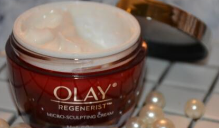 ʮ����ÿ�˥����˪ �ɹ���������Ů�����еıر�