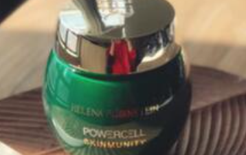 ʮ����ÿ�˥����˪ �ɹ���������Ů�����еıر�