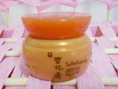 ʮ����ÿ�˥����˪ �ɹ���������Ů�����еıر�