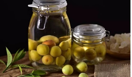 青梅汁的功效与作用 是人们最喜欢喝的一种健康饮品