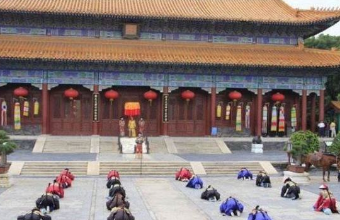 ���ڰ����ͷ �����������ͷ����ȷ����