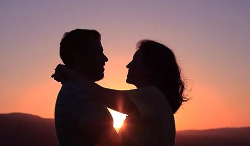 ˫����˯�����Ժ� ˫�����������˯