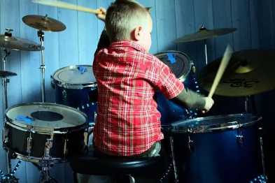 С����ѧ���ӹĵ�Σ�� ��ͯ����ѧ���ӹĺ���