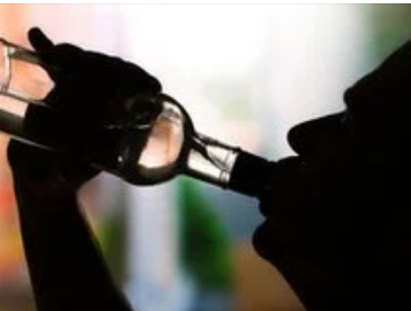 Ů�˺Ⱦƺ�ˬ�ľ��� һ��Ů�˾ƺ󾭵����